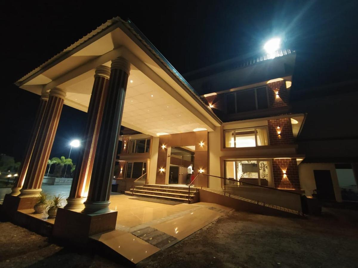 Flamingo Club And Resort Una 3 Km Away From Diu Check Post Ngoại thất bức ảnh