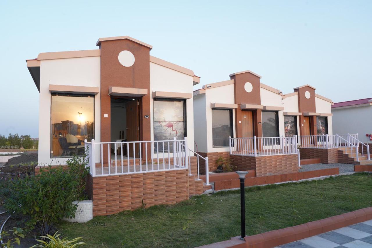 Flamingo Club And Resort Una 3 Km Away From Diu Check Post Ngoại thất bức ảnh