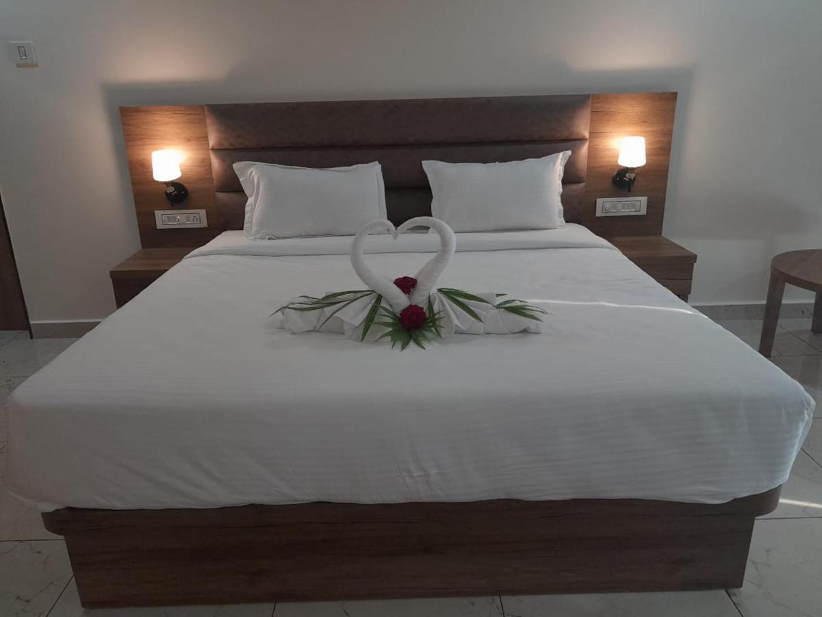 Flamingo Club And Resort Una 3 Km Away From Diu Check Post Ngoại thất bức ảnh