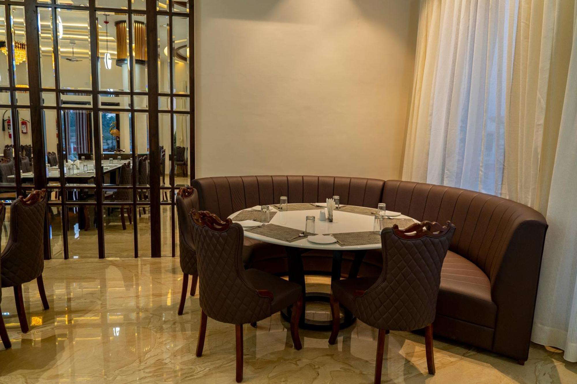 Flamingo Club And Resort Una 3 Km Away From Diu Check Post Ngoại thất bức ảnh