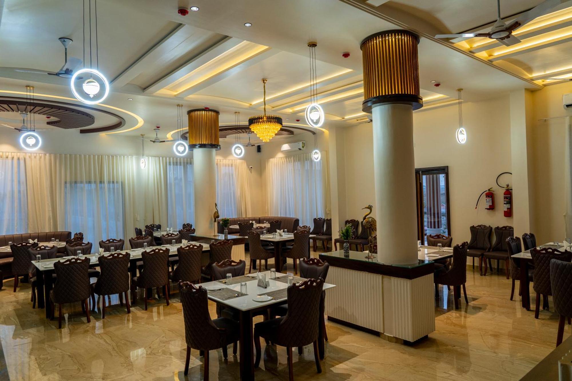 Flamingo Club And Resort Una 3 Km Away From Diu Check Post Ngoại thất bức ảnh