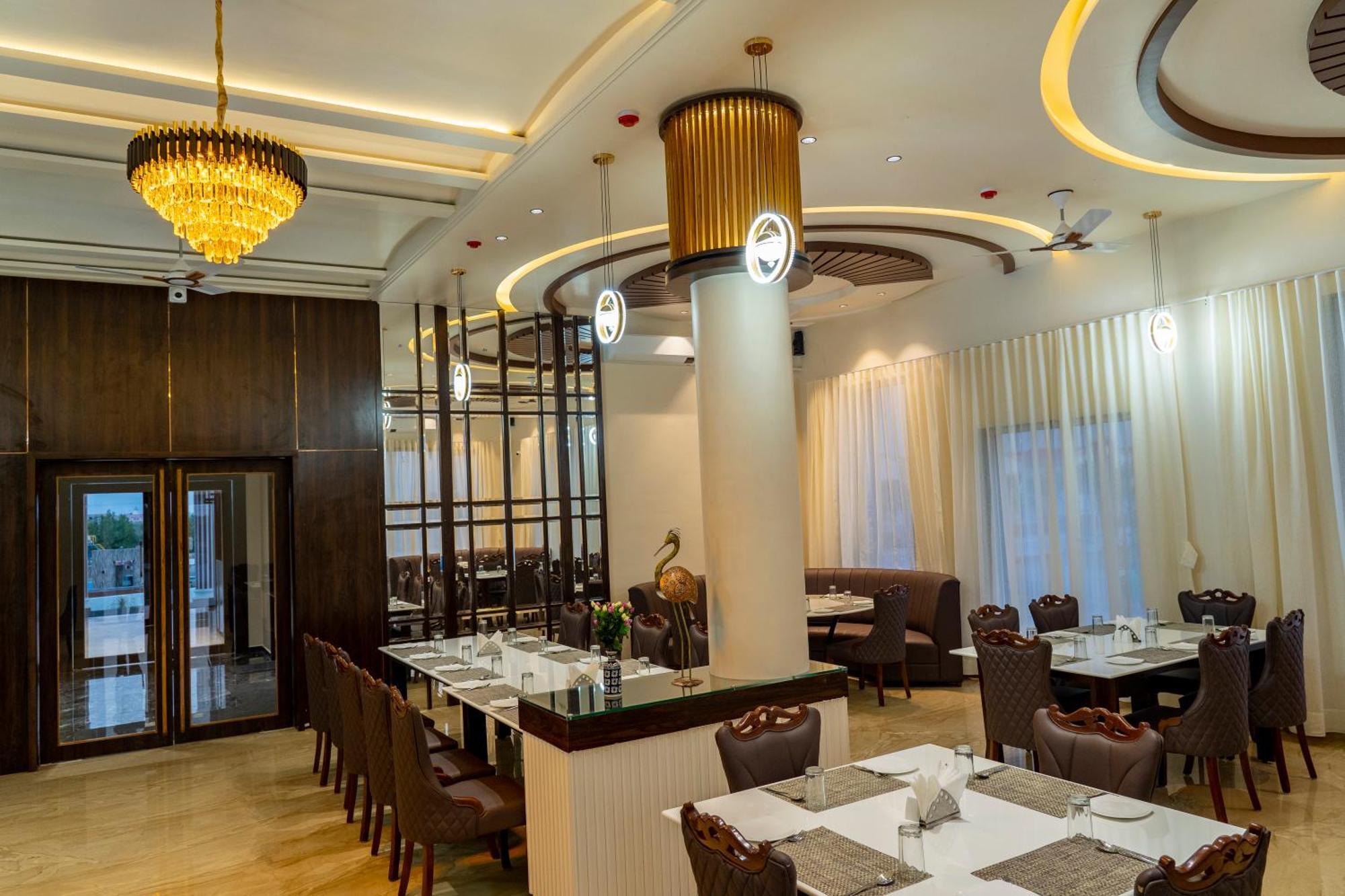 Flamingo Club And Resort Una 3 Km Away From Diu Check Post Ngoại thất bức ảnh